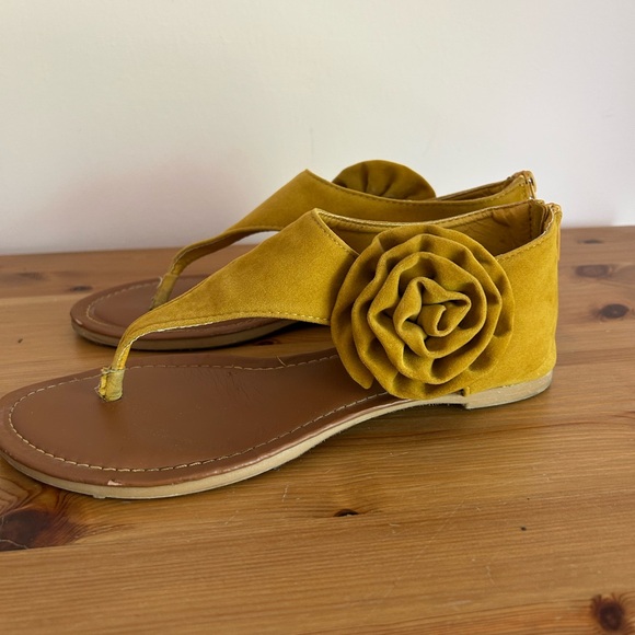 Bamboo Sandals - Picture 7 of 15
